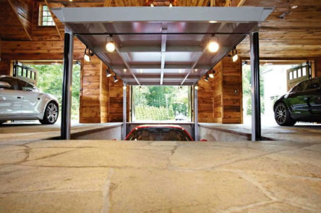 PhantomPark® Standard Lift Model Descending